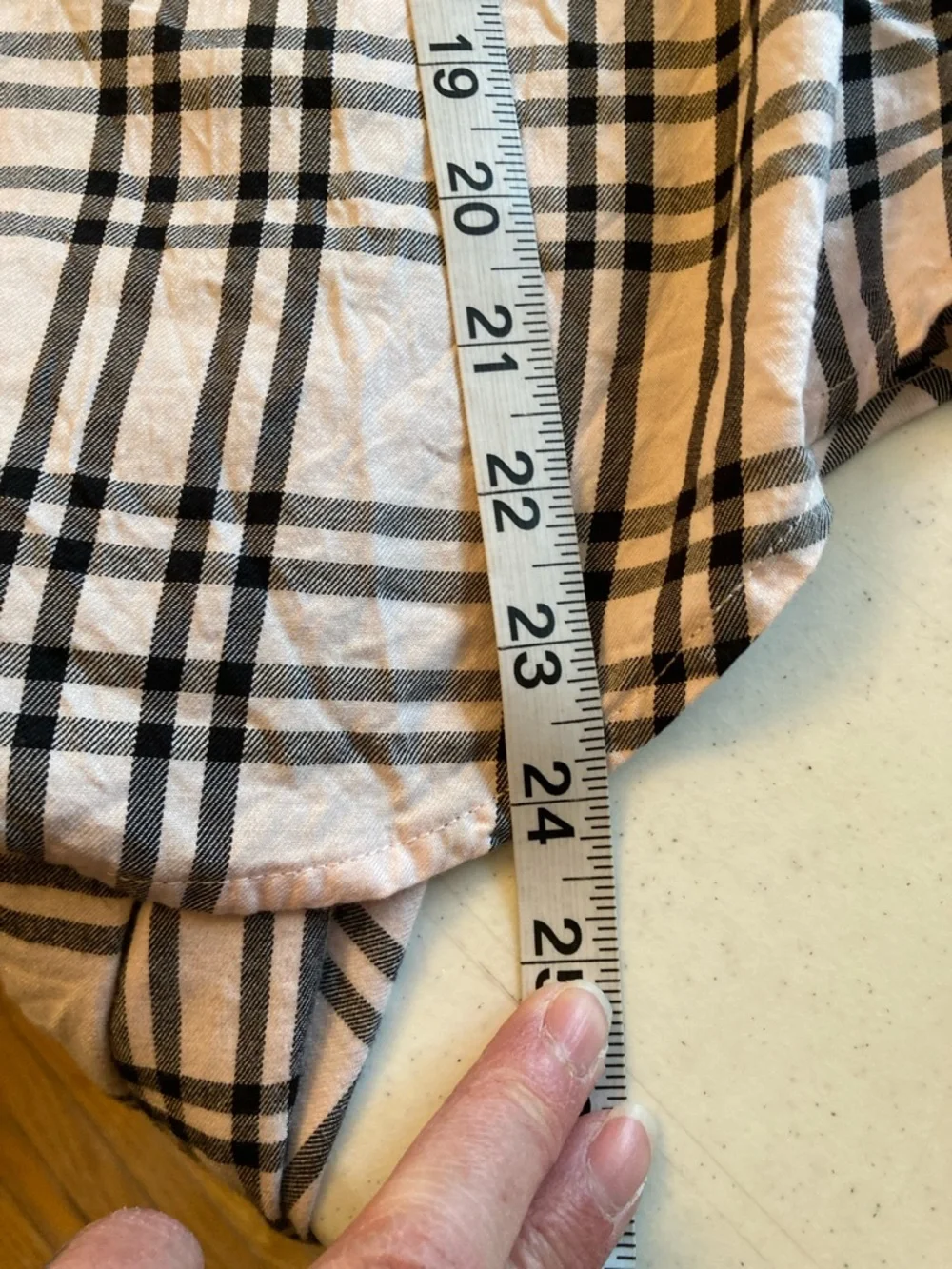 Victoria's Secret Pink and Black Plaid Two-Piece Pajama Set - Picture 8 of 11